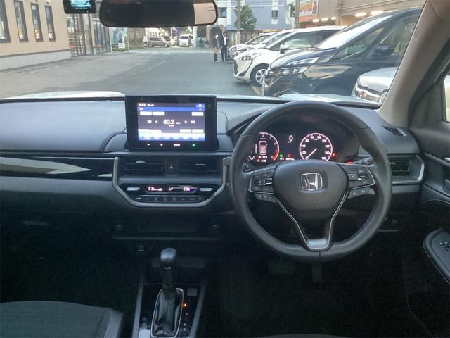 WR-V Z+ HondaSENSING 純正ディスプレイ Bluetooth対応 Bカメラ ETC アダプティブクルーズコントロール LEDヘッドライト フォグライト スマートキー プッシュスタート 革巻きハンドル(5枚目)