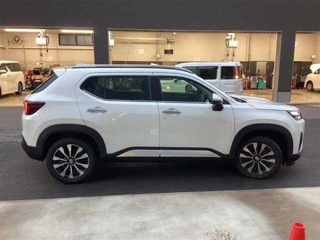 WR-V Z+ HondaSENSING 純正ディスプレイ Bluetooth対応 Bカメラ ETC アダプティブクルーズコントロール LEDヘッドライト フォグライト スマートキー プッシュスタート 革巻きハンドル(17枚目)