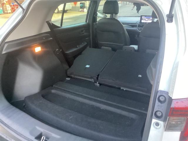 WR-V Z+ HondaSENSING 純正ディスプレイ Bluetooth対応 Bカメラ ETC アダプティブクルーズコントロール LEDヘッドライト フォグライト スマートキー プッシュスタート 革巻きハンドル(43枚目)