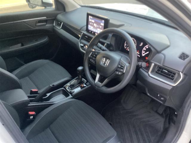 WR-V Z+ HondaSENSING 純正ディスプレイ Bluetooth対応 Bカメラ ETC アダプティブクルーズコントロール LEDヘッドライト フォグライト スマートキー プッシュスタート 革巻きハンドル(48枚目)