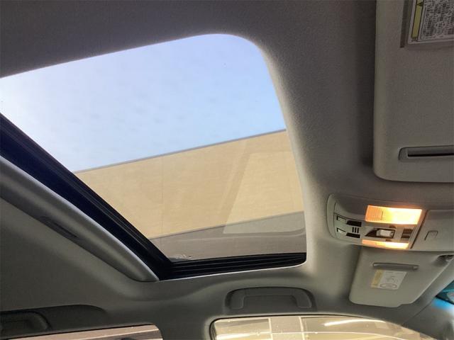 ランドクルーザープラド TX 4WD 全周囲カメラ 純正9インチディスプレイ クリアランスソナー オートクルーズコントロール レーンアシスト 衝突被害軽減システム サンルーフ ナビ オートマチックハイビーム LEDヘッドランプ(14枚目)