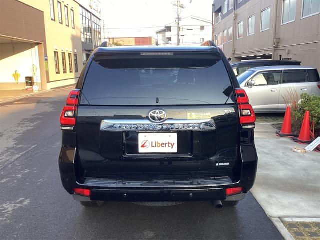 ランドクルーザープラド TX 4WD 全周囲カメラ 純正9インチディスプレイ クリアランスソナー オートクルーズコントロール レーンアシスト 衝突被害軽減システム サンルーフ ナビ オートマチックハイビーム LEDヘッドランプ(19枚目)