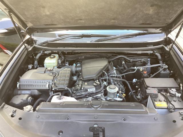 ランドクルーザープラド TX 4WD 全周囲カメラ 純正9インチディスプレイ クリアランスソナー オートクルーズコントロール レーンアシスト 衝突被害軽減システム サンルーフ ナビ オートマチックハイビーム LEDヘッドランプ(22枚目)