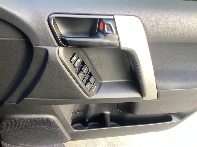 ランドクルーザープラド TX 4WD 全周囲カメラ 純正9インチディスプレイ クリアランスソナー オートクルーズコントロール レーンアシスト 衝突被害軽減システム サンルーフ ナビ オートマチックハイビーム LEDヘッドランプ(25枚目)