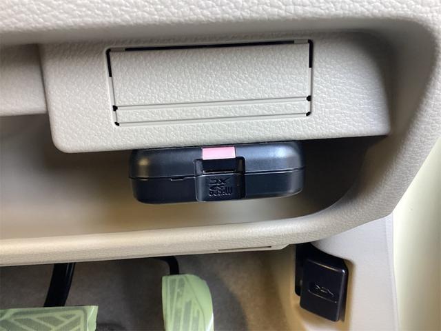 アルトラパン X 衝突軽減B 純正ナビ TV 全方位カメラ LEDヘッドライト スマートキー プッシュスタート アイドリングストップ 革巻きステアリング 前席シートヒーター ステアリングスイッチ 純正アルミホイール(24枚目)