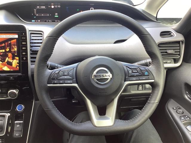 セレナ e-パワー ハイウェイスターV 衝突軽減B 防水シート プロパイロット 純正9インチナビ TV アラウンドビューモニター フリップダウンモニター クルーズコントロール 両側自動ドア LEDヘッドライト フォグライト スマートキー(6枚目)