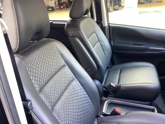 セレナ e-パワー ハイウェイスターV 衝突軽減B 防水シート プロパイロット 純正9インチナビ TV アラウンドビューモニター フリップダウンモニター クルーズコントロール 両側自動ドア LEDヘッドライト フォグライト スマートキー(43枚目)