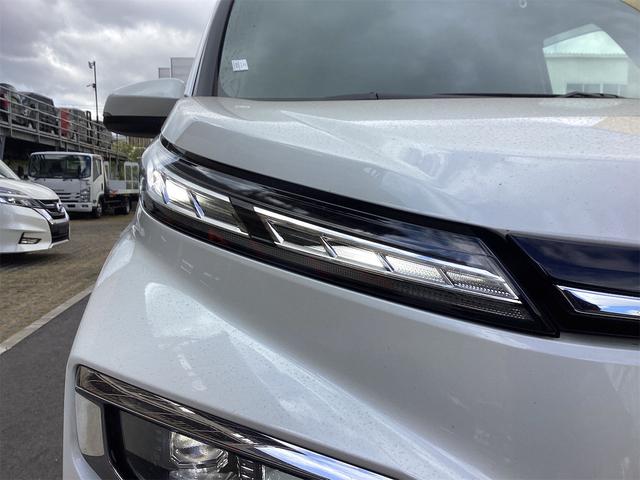 トヨタ ヴォクシー 21枚目