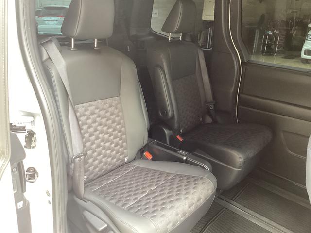 トヨタ ヴォクシー 36枚目