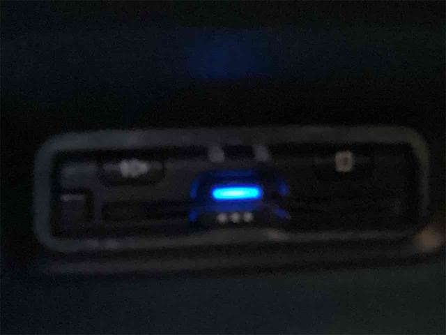 フィット ｅ：ＨＥＶベーシック　ＥＴＣ　バックカメラ　ナビ　ＴＶ　クリアランスソナー　オートクルーズコントロール　レーンアシスト　衝突被害軽減システム　オートライト　ＬＥＤヘッドランプ　スマートキー　ＣＶＴ（9枚目）