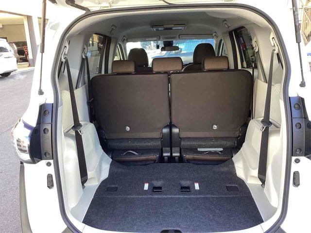 シエンタ Ｇ　純正ナビ　Ｂｌｕｅｔｏｏｔｈ　バックカメラ　フリップダウンモニター　レーンアシスト　衝突被害軽減システム　両側電動スライドドア　オートマチックハイビーム　スマートキー　シートヒーター　電動格納式ミラー（16枚目）