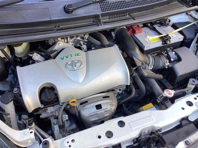 シエンタ Ｇ　純正ナビ　Ｂｌｕｅｔｏｏｔｈ　バックカメラ　フリップダウンモニター　レーンアシスト　衝突被害軽減システム　両側電動スライドドア　オートマチックハイビーム　スマートキー　シートヒーター　電動格納式ミラー（18枚目）