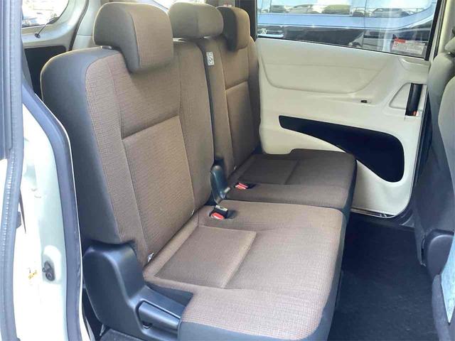 シエンタ Ｇ　純正ナビ　Ｂｌｕｅｔｏｏｔｈ　バックカメラ　フリップダウンモニター　レーンアシスト　衝突被害軽減システム　両側電動スライドドア　オートマチックハイビーム　スマートキー　シートヒーター　電動格納式ミラー（37枚目）