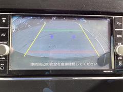 バックカメラ装備。駐車が苦手な方には欠かせません。 2