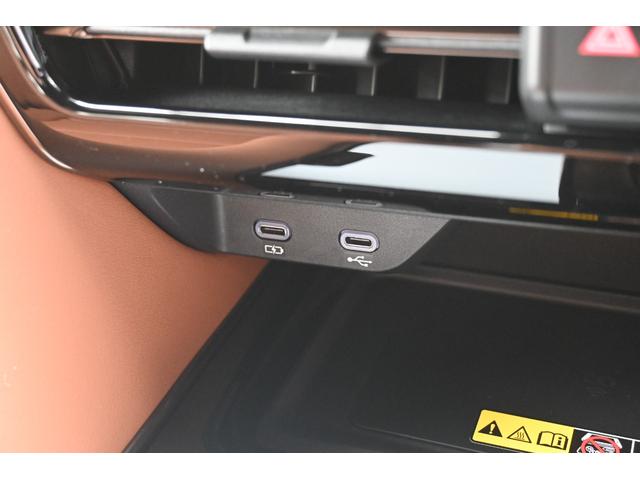 ヴェルファイアハイブリッド Ｚ　モデリスタエアロ・デジタルインナーミラー・左右独立ムーンルーフ・パノラミックビューモニター・ＪＢＬサウンド・フルセグＴＶ・リヤエンターテイメントシステム・ＥＴＣ２．０・ユニバーサルステップ・茶革（27枚目）