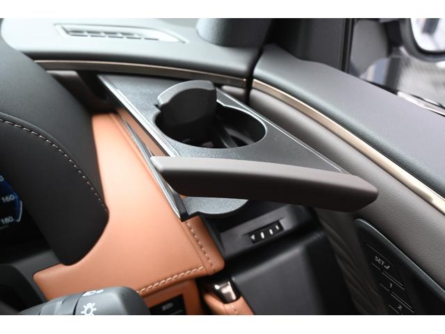 ヴェルファイアハイブリッド Ｚ　モデリスタエアロ・デジタルインナーミラー・左右独立ムーンルーフ・パノラミックビューモニター・ＪＢＬサウンド・フルセグＴＶ・リヤエンターテイメントシステム・ＥＴＣ２．０・ユニバーサルステップ・茶革（38枚目）