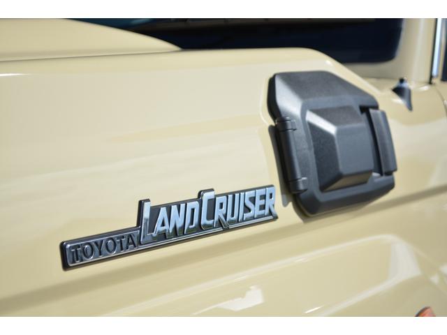 ランドクルーザー70 AX Bカメラ LEDヘッドライト 禁煙車 クルーズコントロール 電動デフロック 丸目LEDヘッドライト 純正16インチアルミホイール オートハイビーム トヨタセーフティセンス アルミ製サイドステップ(20枚目)
