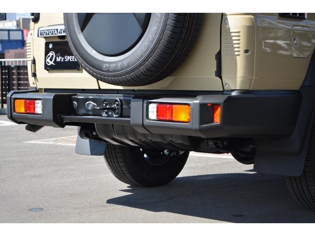 ランドクルーザー70 AX Bカメラ LEDヘッドライト 禁煙車 クルーズコントロール 電動デフロック 丸目LEDヘッドライト 純正16インチアルミホイール オートハイビーム トヨタセーフティセンス アルミ製サイドステップ(33枚目)