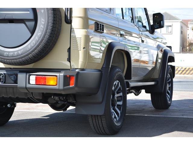 ランドクルーザー70 AX Bカメラ LEDヘッドライト 禁煙車 クルーズコントロール 電動デフロック 丸目LEDヘッドライト 純正16インチアルミホイール オートハイビーム トヨタセーフティセンス アルミ製サイドステップ(36枚目)