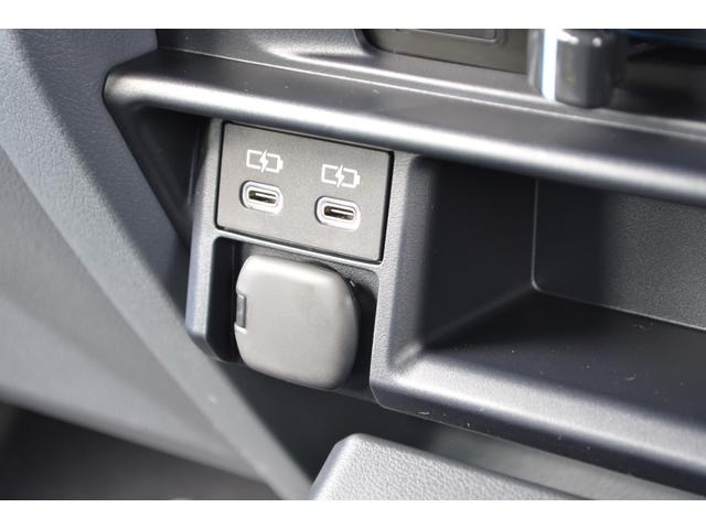 ランドクルーザー70 AX Bカメラ LEDヘッドライト 禁煙車 クルーズコントロール 電動デフロック 丸目LEDヘッドライト 純正16インチアルミホイール オートハイビーム トヨタセーフティセンス アルミ製サイドステップ(47枚目)