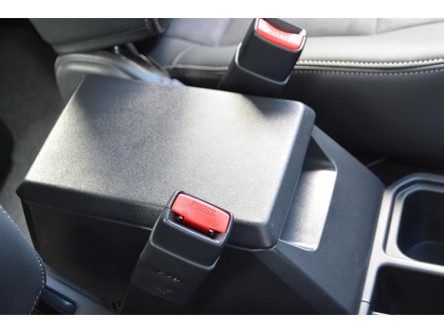 ランドクルーザー70 AX Bカメラ LEDヘッドライト 禁煙車 クルーズコントロール 電動デフロック 丸目LEDヘッドライト 純正16インチアルミホイール オートハイビーム トヨタセーフティセンス アルミ製サイドステップ(51枚目)