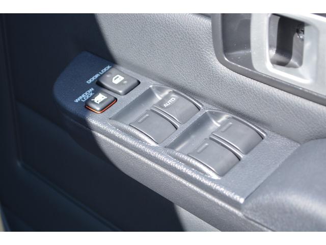 ランドクルーザー70 AX Bカメラ LEDヘッドライト 禁煙車 クルーズコントロール 電動デフロック 丸目LEDヘッドライト 純正16インチアルミホイール オートハイビーム トヨタセーフティセンス アルミ製サイドステップ(62枚目)