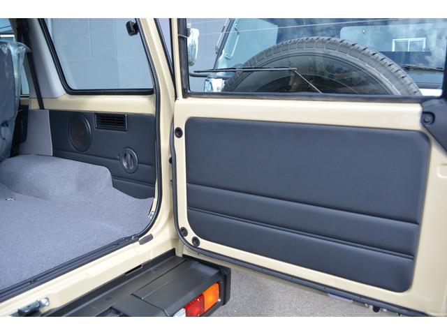 ランドクルーザー70 AX Bカメラ LEDヘッドライト 禁煙車 クルーズコントロール 電動デフロック 丸目LEDヘッドライト 純正16インチアルミホイール オートハイビーム トヨタセーフティセンス アルミ製サイドステップ(76枚目)