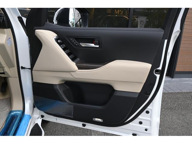 ランドクルーザー ZX ZEUSカスタム リアエンター クールBOX 本革 パノラミックビューモニター JBLプレミアムサウンドシステム ムーンルーフ パワーバックドア ETC2.0 トノカバー フロアマット(42枚目)