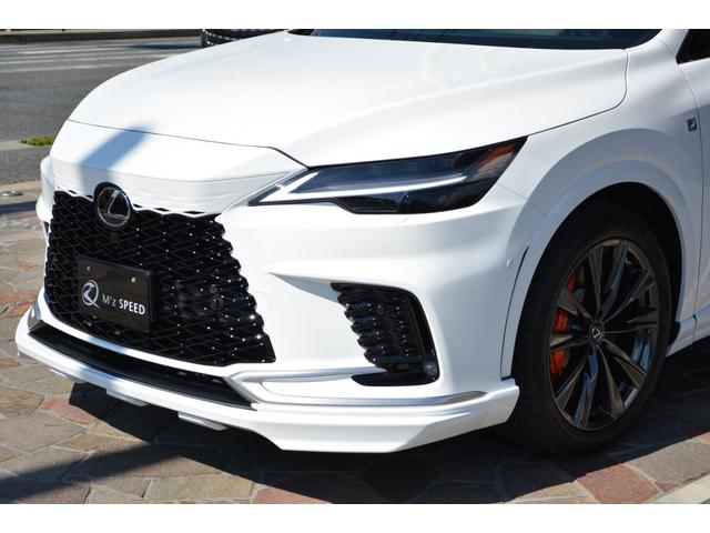 ＲＸ ＲＸ３５０　Ｆスポーツ　ＺＥＵＳエアロ　パノラマルーフ　前後ドラレコ　　　デジタルインナーミラー　オレンジキャリパー　後席電動シート　シートヒーター　ＰＶＭ　ＥＴＣ２．０　赤内装　ブラインドスポットモニター　電動リアゲート（15枚目）