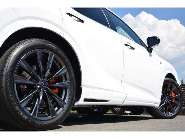 ＲＸ ＲＸ３５０　Ｆスポーツ　ＺＥＵＳエアロ　パノラマルーフ　前後ドラレコ　　　デジタルインナーミラー　オレンジキャリパー　後席電動シート　シートヒーター　ＰＶＭ　ＥＴＣ２．０　赤内装　ブラインドスポットモニター　電動リアゲート（24枚目）