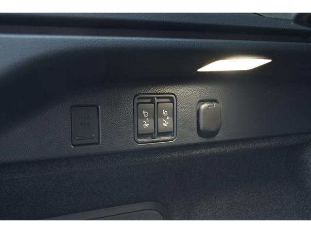 ＲＸ ＲＸ３５０　Ｆスポーツ　ＺＥＵＳエアロ　パノラマルーフ　前後ドラレコ　　　デジタルインナーミラー　オレンジキャリパー　後席電動シート　シートヒーター　ＰＶＭ　ＥＴＣ２．０　赤内装　ブラインドスポットモニター　電動リアゲート（64枚目）