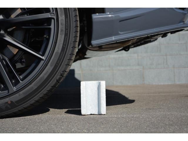 クラウンスポーツ Ｚ　ＴＨＥ　７０ｔｈ　ＺＥＵＳエアロ　パノラマルーフ　デジタルミラー　ブラインドスポットモニター　パワーバックドア　本革シート　ヘッドアップディスプレイ　　前後ドラレコ　ＥＴＣ２．０　フルセグＴＶ　　ＡＣ１００Ｖ（10枚目）