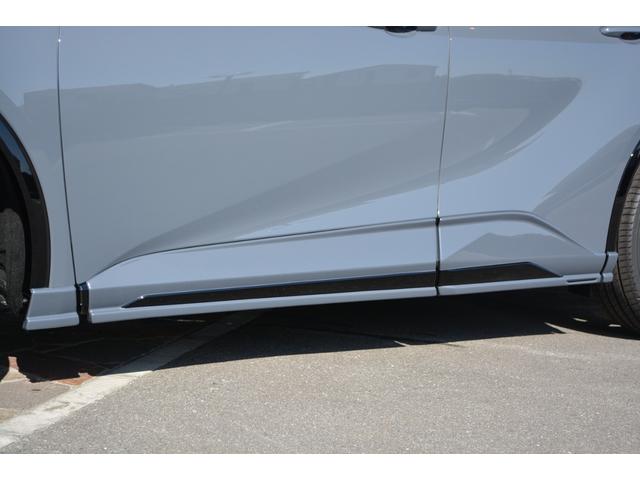 クラウンスポーツ Ｚ　ＴＨＥ　７０ｔｈ　ＺＥＵＳエアロ　パノラマルーフ　デジタルミラー　ブラインドスポットモニター　パワーバックドア　本革シート　ヘッドアップディスプレイ　　前後ドラレコ　ＥＴＣ２．０　フルセグＴＶ　　ＡＣ１００Ｖ（30枚目）