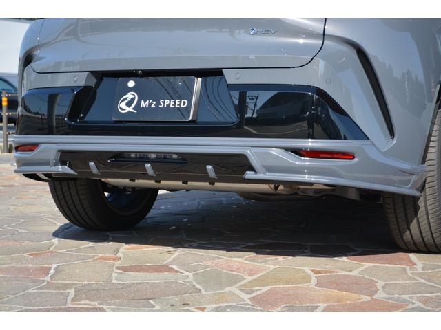 クラウンスポーツ Ｚ　ＴＨＥ　７０ｔｈ　ＺＥＵＳエアロ　パノラマルーフ　デジタルミラー　ブラインドスポットモニター　パワーバックドア　本革シート　ヘッドアップディスプレイ　　前後ドラレコ　ＥＴＣ２．０　フルセグＴＶ　　ＡＣ１００Ｖ（33枚目）