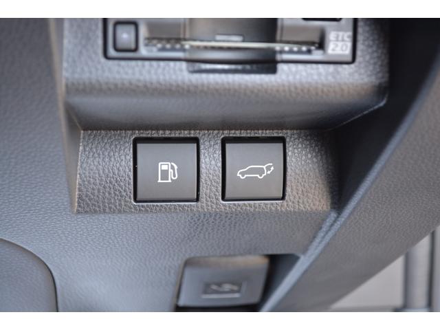 クラウンスポーツ Ｚ　ＴＨＥ　７０ｔｈ　ＺＥＵＳエアロ　パノラマルーフ　デジタルミラー　ブラインドスポットモニター　パワーバックドア　本革シート　ヘッドアップディスプレイ　　前後ドラレコ　ＥＴＣ２．０　フルセグＴＶ　　ＡＣ１００Ｖ（55枚目）