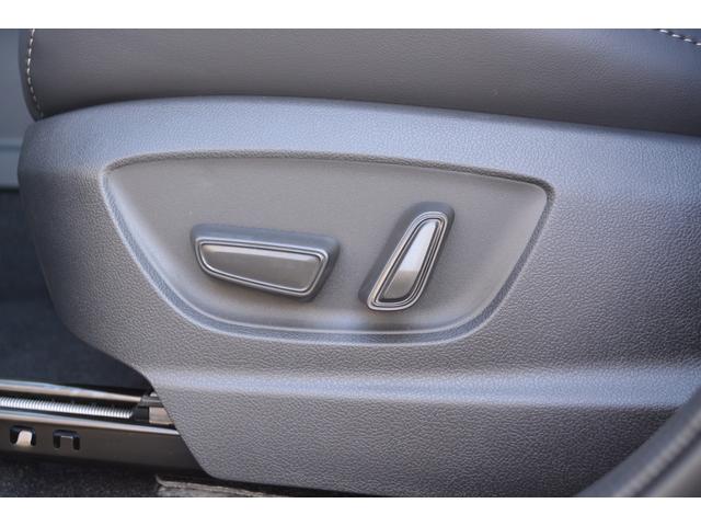 クラウンスポーツ Ｚ　ＴＨＥ　７０ｔｈ　ＺＥＵＳエアロ　パノラマルーフ　デジタルミラー　ブラインドスポットモニター　パワーバックドア　本革シート　ヘッドアップディスプレイ　　前後ドラレコ　ＥＴＣ２．０　フルセグＴＶ　　ＡＣ１００Ｖ（63枚目）