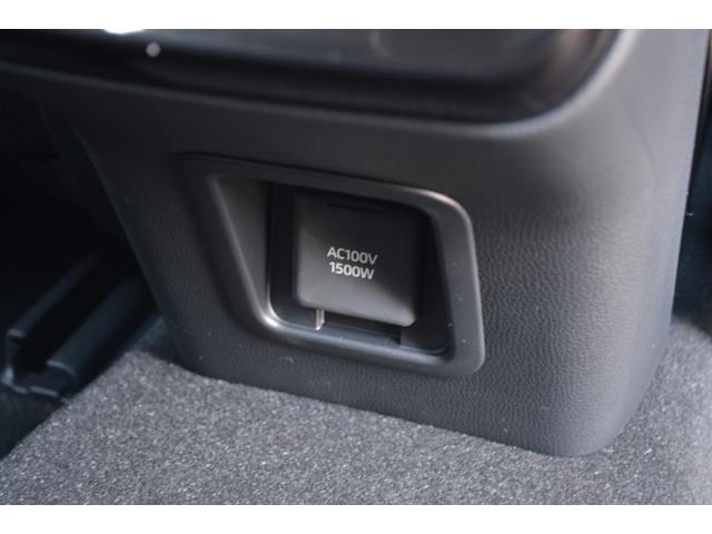 クラウンスポーツ Ｚ　ＴＨＥ　７０ｔｈ　ＺＥＵＳエアロ　パノラマルーフ　デジタルミラー　ブラインドスポットモニター　パワーバックドア　本革シート　ヘッドアップディスプレイ　　前後ドラレコ　ＥＴＣ２．０　フルセグＴＶ　　ＡＣ１００Ｖ（69枚目）