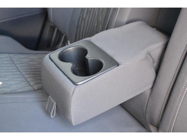 アルファードハイブリッド Ｘ　両側電動スラ　全周囲カメラ　８型ディスプレイオーディオ　フルセグＴＶ　ＥＴＣ２．０　ＢＳＭ　パノラミックビューモニター　レーダークルーズ　ブラインドスポットモニター（68枚目）