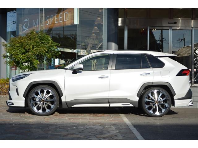 ＲＡＶ４ ハイブリッドＧ　ＺＥＵＳエアロ　パノラマルーフ　デジタルミラー　全周囲カメラ　電動リアゲート　ＢＳＭ　　ＬＥＤヘッドライト　ＥＴＣ２．０　フルセグＴＶ　ステアリングヒーター　シートヒーター　パワーシート（4枚目）