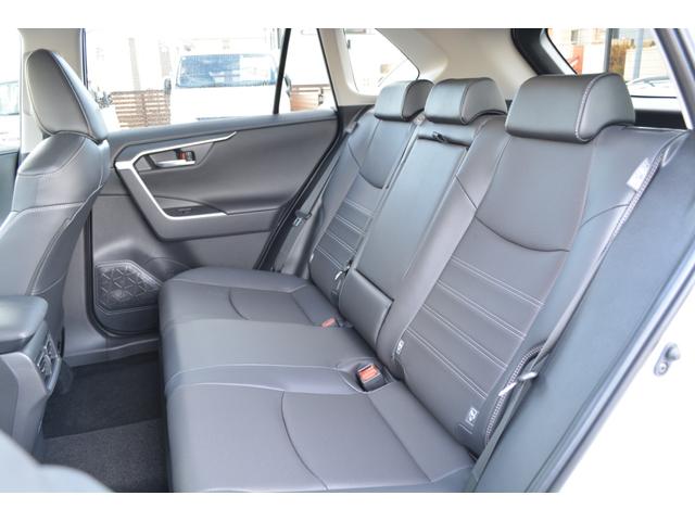 ＲＡＶ４ ハイブリッドＧ　ＺＥＵＳエアロ　パノラマルーフ　デジタルミラー　全周囲カメラ　電動リアゲート　ＢＳＭ　　ＬＥＤヘッドライト　ＥＴＣ２．０　フルセグＴＶ　ステアリングヒーター　シートヒーター　パワーシート（62枚目）