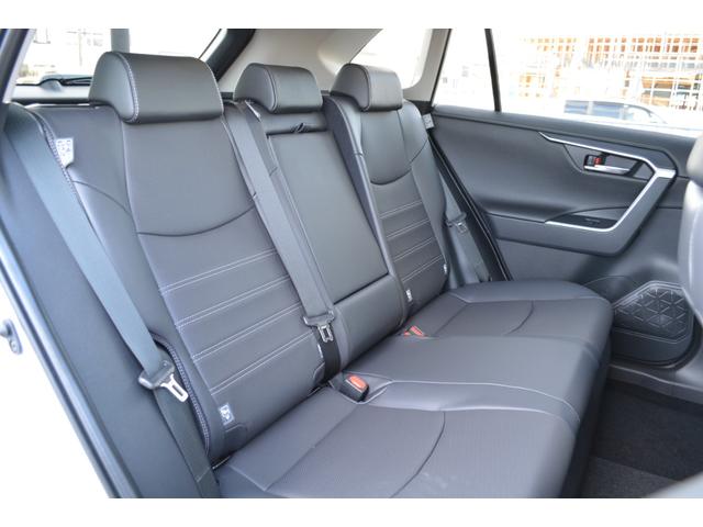 ＲＡＶ４ ハイブリッドＧ　ＺＥＵＳエアロ　パノラマルーフ　デジタルミラー　全周囲カメラ　電動リアゲート　ＢＳＭ　　ＬＥＤヘッドライト　ＥＴＣ２．０　フルセグＴＶ　ステアリングヒーター　シートヒーター　パワーシート（63枚目）