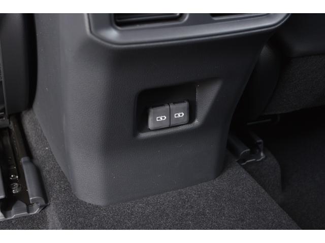 ＲＡＶ４ ハイブリッドＧ　ＺＥＵＳエアロ　パノラマルーフ　デジタルミラー　全周囲カメラ　電動リアゲート　ＢＳＭ　　ＬＥＤヘッドライト　ＥＴＣ２．０　フルセグＴＶ　ステアリングヒーター　シートヒーター　パワーシート（65枚目）