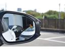 ■ブラインドスポットモニター装備!車線変更の際に、死角に車などがいないか検知してくれるありがたい機能です!