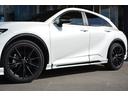 ■特別仕様車’’THE 70th’’をベースに、弊社オリジナルエアロパーツでドレスアップしたコンプリートカーとなります!■白×黒のコントラストが綺麗にマッチしています!