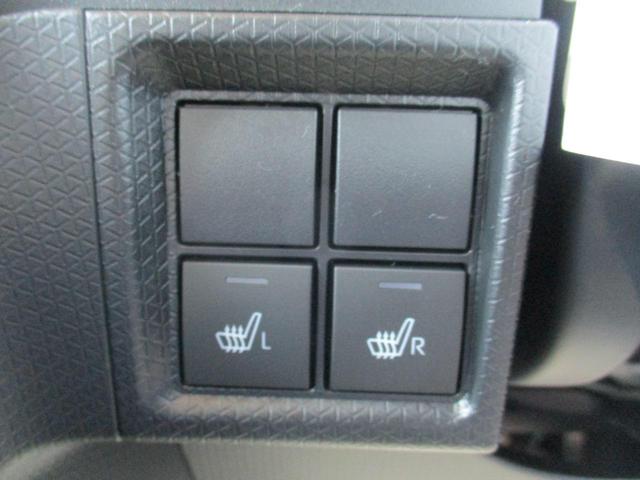 タント Ｘ　４ＷＤ　バックカメラ　両側スライド・片側電動　ナビ　クリアランスソナー　レーンアシスト　衝突被害軽減システム　オートライト　ＬＥＤヘッドランプ　スマートキー　アイドリングストップ　電動格納ミラー（7枚目）
