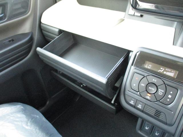 スペーシア ハイブリッドＸ　両側電動スライドドア　クリアランスソナー　衝突被害軽減システム　オートライト　ＬＥＤヘッドランプ　スマートキー　アイドリングストップ　電動格納ミラー　シートヒーター　ベンチシート　ＣＶＴ（12枚目）