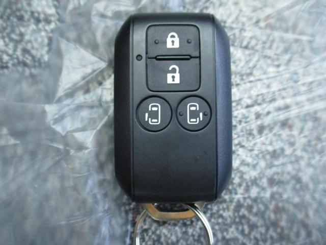 スペーシア ハイブリッドＸ　両側電動スライドドア　クリアランスソナー　衝突被害軽減システム　オートライト　ＬＥＤヘッドランプ　スマートキー　アイドリングストップ　電動格納ミラー　シートヒーター　ベンチシート　ＣＶＴ（13枚目）