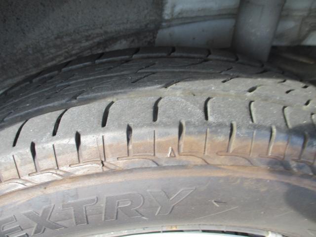 アルト Ｆ　４ＷＤ　ＥＴＣ　キーレスエントリー　シートヒーター　ＡＴ　盗難防止システム　ＡＢＳ　ＥＳＣ　ＣＤ　ミュージックプレイヤー接続可　アルミホイール　衝突安全ボディ　エアコン　パワーステアリング（24枚目）