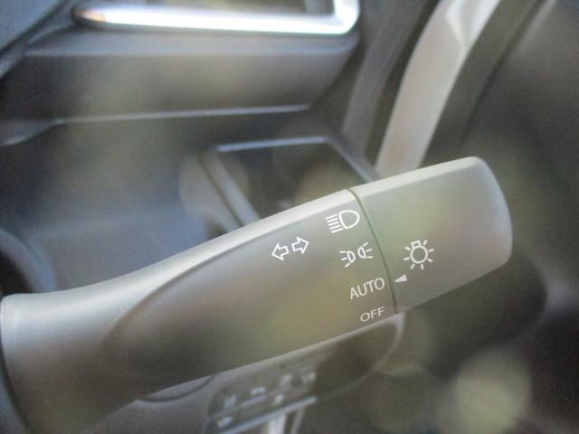 ソリオ ハイブリッドMG 全周囲カメラ ナビ クリアランスソナー オートクルーズコントロール レーンアシスト 衝突被害軽減システム 両側スライドドア オートライト スマートキー アイドリングストップ 電動格納ミラー CVT(13枚目)