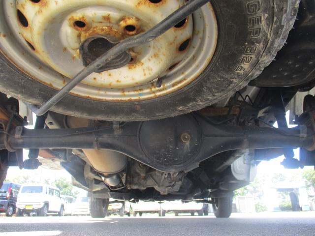ミニキャブトラック Ｓカスタム　エアコン付　４ＷＤ　４ＷＤ　軽トラック　ＭＴ　エアコン（26枚目）